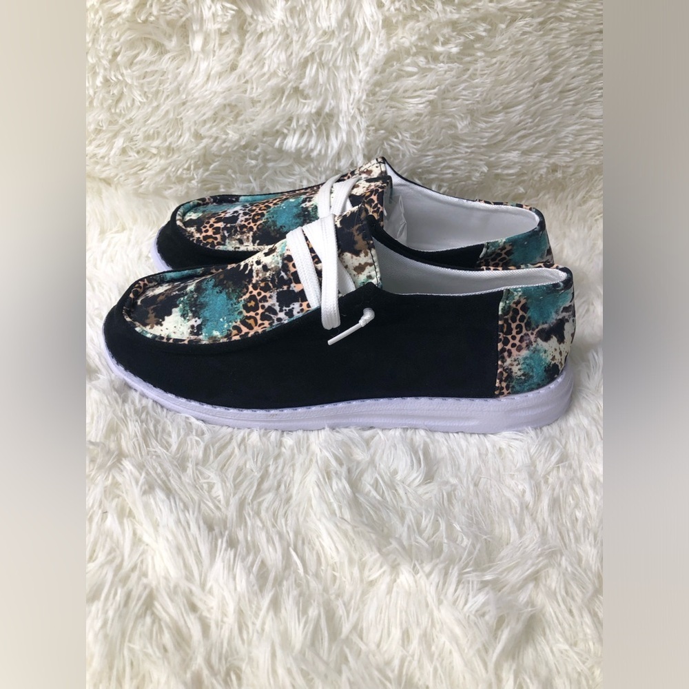🐆🩵Women's Multicolor Animal Casual Shoes 42 US women’s 10 NWOT 🩵🐆 - Picture 4 of 16